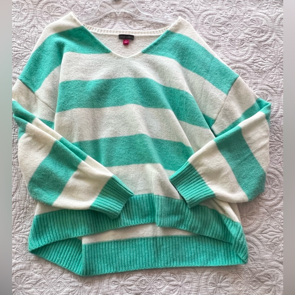 Vince Camuto Sweater